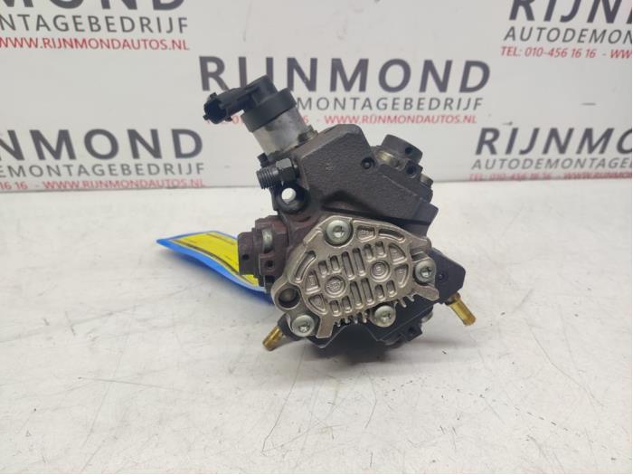 Gebruikte Dieselpomp Opel Vivaro 2.0 CDTI Prijs € 125,00 Margeregeling aangeboden door Autodemontage Rijnmond BV