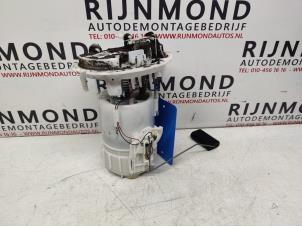 Gebruikte Benzinepomp Peugeot 208 I (CA/CC/CK/CL) 1.4 16V Prijs € 60,00 Margeregeling aangeboden door Autodemontage Rijnmond BV