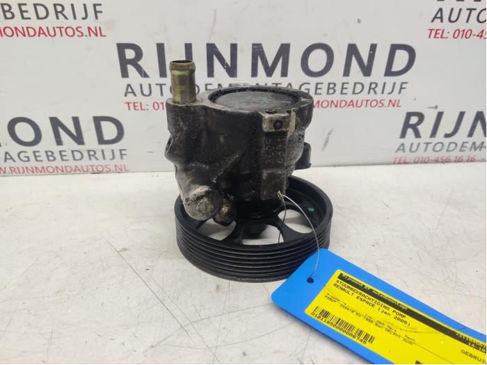 Gebruikte Servopomp Renault Espace (JK) 2.0 16V Turbo Prijs € 50,00 Margeregeling aangeboden door Autodemontage Rijnmond BV