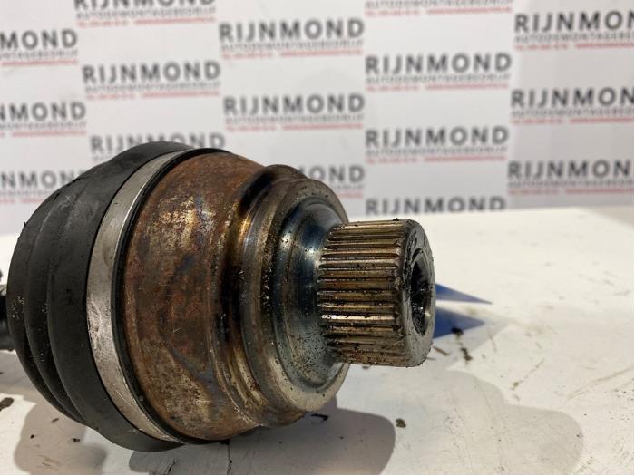 Gebruikte Aandrijfas links-voor Audi S5 Sportback (8TA) S5 3.0 TFSI V6 32V Prijs € 65,00 Margeregeling aangeboden door Autodemontage Rijnmond BV