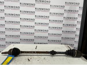 Gebruikte Homokineetas rechts-voor Nissan Micra (K12) 1.0 16V Prijs op aanvraag aangeboden door Autodemontage Rijnmond BV