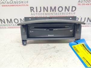 Gebruikte Navigatie Module Renault Laguna II Grandtour (KG) 1.6 16V Prijs € 100,00 Margeregeling aangeboden door Autodemontage Rijnmond BV