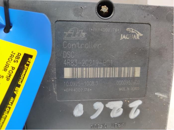 Gebruikte ABS Pomp Jaguar S-type (X200) Prijs € 175,00 Margeregeling aangeboden door Autodemontage Rijnmond BV