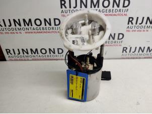 Gebruikte Benzinepomp BMW 3 serie (E90) 318i 16V Prijs € 50,00 Margeregeling aangeboden door Autodemontage Rijnmond BV