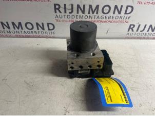 Gebruikte ABS Pomp BMW 5 serie Touring (E61) 523i 24V Prijs € 75,00 Margeregeling aangeboden door Autodemontage Rijnmond BV