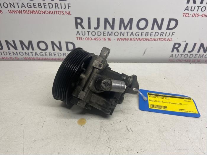 Gebruikte Pomp Servo Mercedes CLK (C209) 3.2 320 CDI V6 24V Prijs € 50,00 Margeregeling aangeboden door Autodemontage Rijnmond BV
