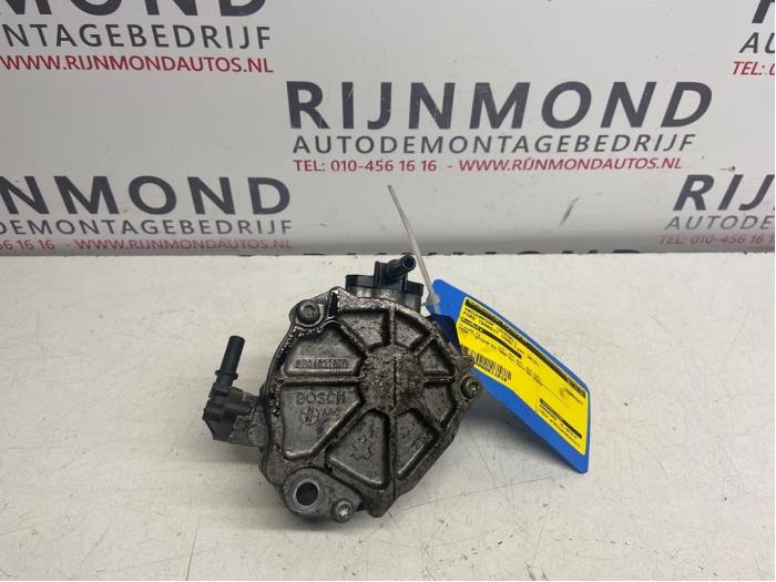 Gebruikte Vacuumpomp (Diesel) Ford Transit Connect (PJ2) 1.6 TDCi 16V 95 Prijs € 50,00 Margeregeling aangeboden door Autodemontage Rijnmond BV