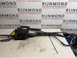 Gebruikte Handrem motor Opel Insignia Mk.I 2.0 CDTI 16V 140 ecoFLEX Prijs € 151,25 Inclusief btw aangeboden door Autodemontage Rijnmond BV