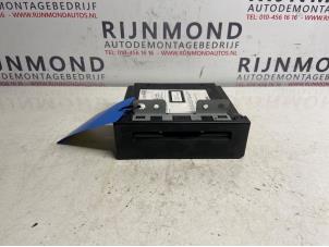 Gebruikte CD Speler Opel Insignia Mk.I 2.0 CDTI 16V 140 ecoFLEX Prijs op aanvraag aangeboden door Autodemontage Rijnmond BV