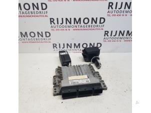 Gebruikte Kontaktslot + computer Mercedes A (W176) 1.5 A-180 CDI, A-180d 16V Prijs op aanvraag aangeboden door Autodemontage Rijnmond BV