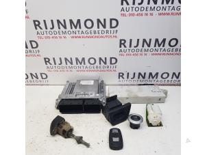 Gebruikte Contactslot + computer BMW 1 serie (E87/87N) 118d 16V Prijs op aanvraag aangeboden door Autodemontage Rijnmond BV