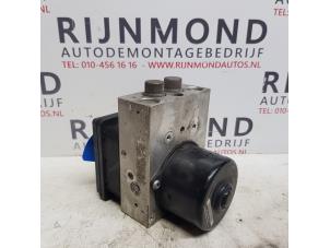 Gebruikte ABS Pomp Jaguar S-type (X200) 2.5 V6 24V Prijs € 125,00 Margeregeling aangeboden door Autodemontage Rijnmond BV