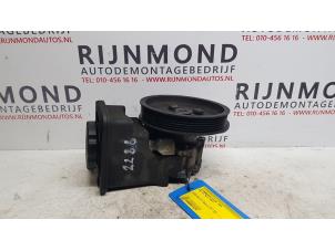 Gebruikte Stuurpomp BMW X3 (E83) 2.0d 16V Prijs € 50,00 Margeregeling aangeboden door Autodemontage Rijnmond BV
