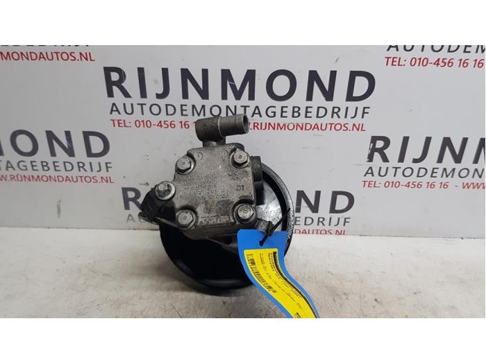 Gebruikte Servopomp Mercedes CLK (C209) 2.2 220 CDI 16V Prijs € 50,00 Margeregeling aangeboden door Autodemontage Rijnmond BV