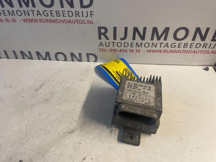 Gebruikte Koeling Module Mercedes Vaneo (W414) 1.7 CDI 16V Prijs € 20,00 Margeregeling aangeboden door Autodemontage Rijnmond BV
