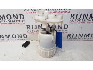 Gebruikte Benzinepomp Peugeot 208 I (CA/CC/CK/CL) 1.0 Vti 12V PureTech Prijs € 66,55 Inclusief btw aangeboden door Autodemontage Rijnmond BV