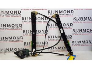 Gebruikte Raammechaniek 4Deurs links-voor Audi A1 Sportback (8XA/8XF) 1.4 TFSI 16V 122 Prijs € 24,20 Inclusief btw aangeboden door Autodemontage Rijnmond BV