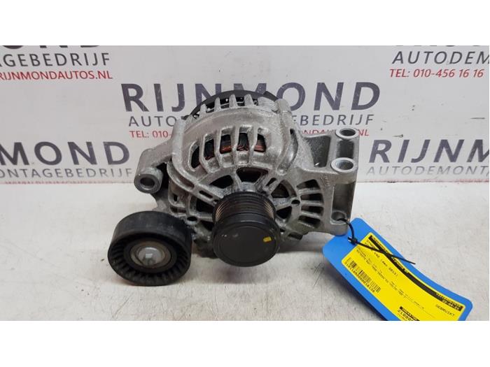 Gebruikte Dynamo Volvo V40 (MV) 1.6 T3 GTDi 16V Prijs € 50,00 Inclusief btw aangeboden door Autodemontage Rijnmond BV