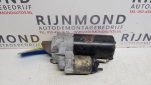 Gebruikte Startmotor Volvo V60 I (FW/GW) 2.4 D5 20V Prijs € 10,00 Margeregeling aangeboden door Autodemontage Rijnmond BV