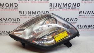 Gebruikte Rechter Koplamp Renault Scénic I (JA) 1.6 16V Prijs € 35,00 Margeregeling aangeboden door Autodemontage Rijnmond BV