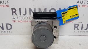 Gebruikte ABS Pomp Mercedes B (W245) 1.7 B-170 16V Prijs € 30,00 Margeregeling aangeboden door Autodemontage Rijnmond BV