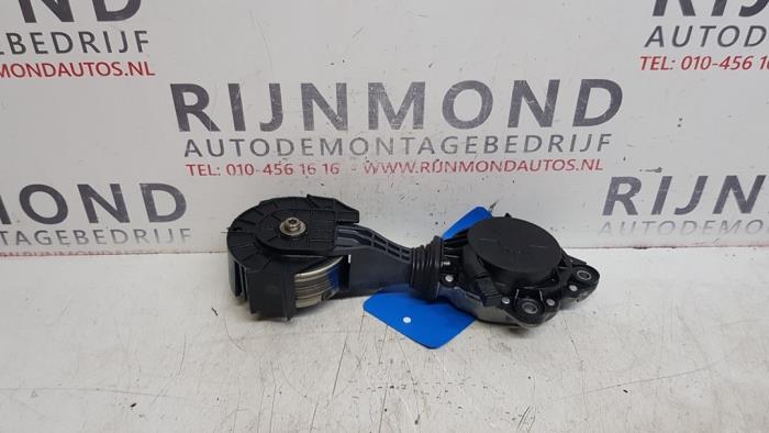 Gebruikte Spanner multiriem Peugeot 308 SW (4E/H) 1.6 16V THP 150 Prijs op aanvraag aangeboden door Autodemontage Rijnmond BV