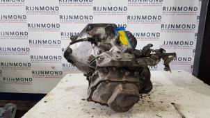 Gebruikte Versnellingsbak Opel Corsa C (F08/68) 1.0 12V Twin Port Prijs € 95,00 Margeregeling aangeboden door Autodemontage Rijnmond BV