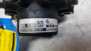 Gebruikte Injector brug Ford Transit Connect 1.8 TDCi 90 Prijs op aanvraag aangeboden door Autodemontage Rijnmond BV