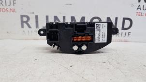 Gebruikte Kachel Weerstand Mercedes A (W176) 1.6 A-200 16V Prijs op aanvraag aangeboden door Autodemontage Rijnmond BV