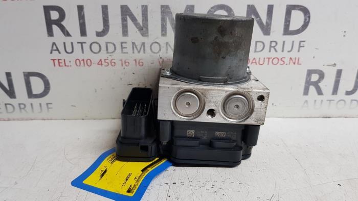 Gebruikte ABS Pomp Opel Astra K 1.4 Turbo 16V Prijs € 302,50 Inclusief btw aangeboden door Autodemontage Rijnmond BV