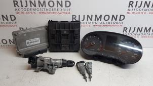 Gebruikte Kontaktslot + computer Volkswagen Polo V (6R) 1.2 12V Prijs op aanvraag aangeboden door Autodemontage Rijnmond BV