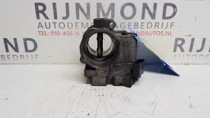 Gebruikte Gasklephuis Volkswagen Polo IV (9N1/2/3) 1.4 TDI 70 Prijs € 4,75 Margeregeling aangeboden door Autodemontage Rijnmond BV