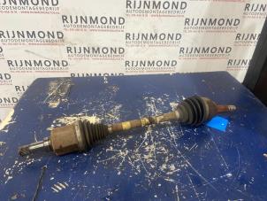 Gebruikte Homokineetas links-voor Ford EcoSport (JK8) 1.5 Ti-VCT 16V Prijs € 121,00 Inclusief btw aangeboden door Autodemontage Rijnmond BV