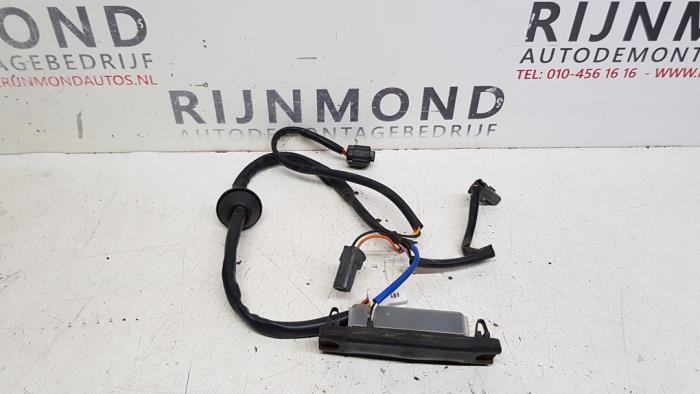 Comutator deschidere portbagaj 812602S000 pentru Hyundai ix35, Santa Fe MK3, Kia Sportage SL, material ABS, direct de inlocuire