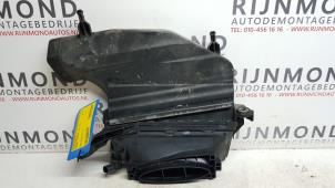Gebruikte Luchtfilterhuis Mercedes ML II (164/4JG) 3.0 ML-320 CDI 4-Matic V6 24V Prijs € 36,30 Inclusief btw aangeboden door Autodemontage Rijnmond BV