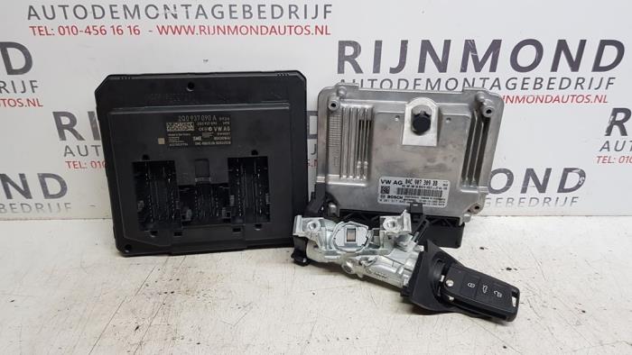 Gebruikte Kontaktslot + computer Volkswagen Polo VI (AW1) 1.0 TSI 12V BlueMotion Prijs € 332,75 Inclusief btw aangeboden door Autodemontage Rijnmond BV