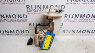 Gebruikte Benzinepomp Toyota Prius Plus (ZVW4) 1.8 Hybrid 16V Prijs € 75,00 Margeregeling aangeboden door Autodemontage Rijnmond BV