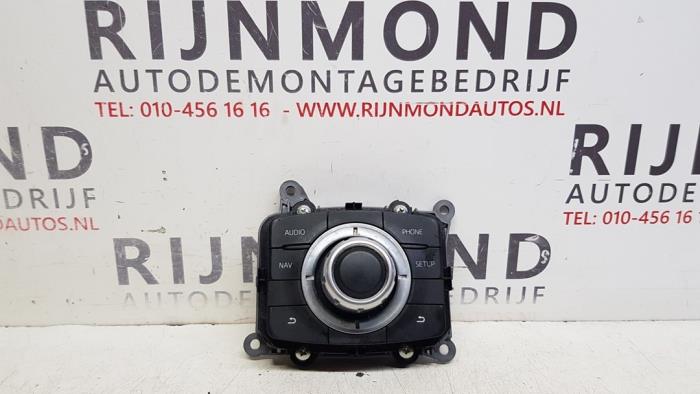 Gebruikte Multi Media Regelunit Mazda CX-5 I (KE,GH) 2.2 Skyactiv D 175 16V 4WD Prijs € 90,75 Inclusief btw aangeboden door Autodemontage Rijnmond BV