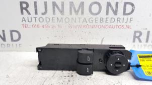 Gebruikte Ruit schakelaar elektrisch Ford Focus 3 1.0 Ti-VCT EcoBoost 12V 125 Prijs € 30,25 Inclusief btw aangeboden door Autodemontage Rijnmond BV