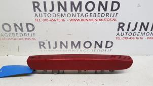 Gebruikte Remlicht Extra midden Renault Megane III Coupe (DZ) 1.5 dCi 105 Prijs € 50,00 Margeregeling aangeboden door Autodemontage Rijnmond BV