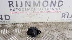 Gebruikte Schakelaar Elektrisch Raam Volvo C30 (EK/MK) 1.6 D 16V Prijs € 10,00 Margeregeling aangeboden door Autodemontage Rijnmond BV