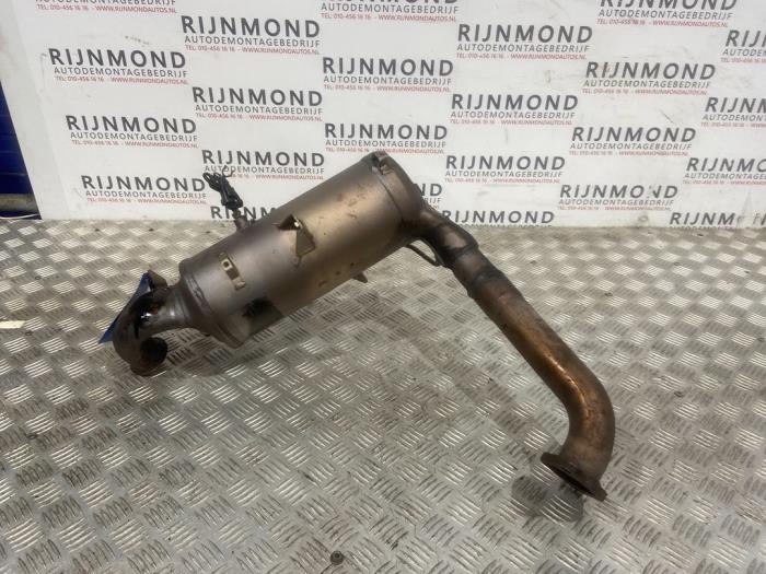 Gebruikte Roetfilter Volvo C30 (EK/MK) 1.6 D 16V Prijs € 200,00 Margeregeling aangeboden door Autodemontage Rijnmond BV