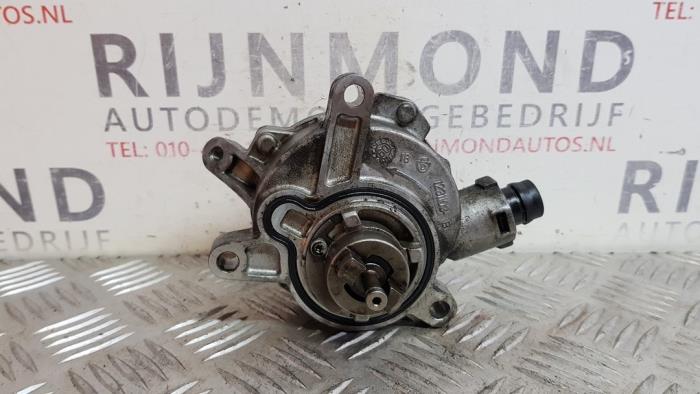 Gebruikte Vacuumpomp (Diesel) Volvo V60 I (FW/GW) 2.4 D5 20V Prijs € 40,00 Margeregeling aangeboden door Autodemontage Rijnmond BV