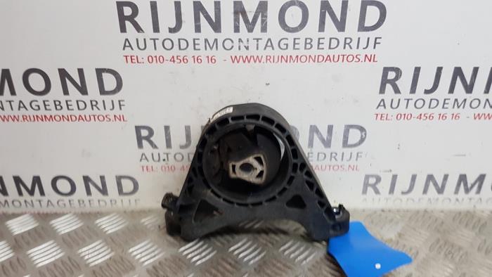 Gebruikte Motorsteun Opel Astra J (PC6/PD6/PE6/PF6) 2.0 CDTI 16V 160 Ecotec Prijs € 18,15 Inclusief btw aangeboden door Autodemontage Rijnmond BV