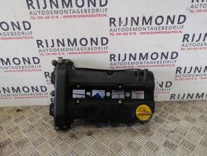 Gebruikte Kleppendeksel Opel Corsa D 1.2 16V Prijs € 35,00 Margeregeling aangeboden door Autodemontage Rijnmond BV