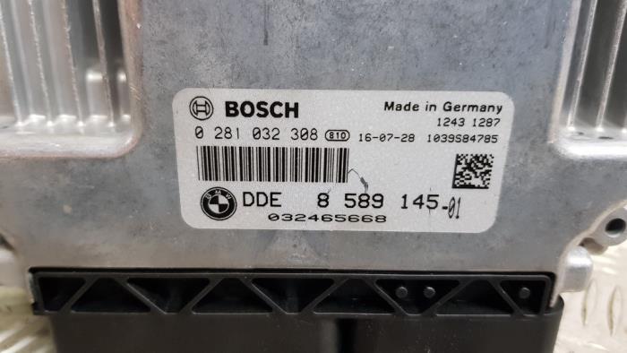 Kontaktslot + computer van een BMW 1 serie (F20) 116d 1.5 12V TwinPower 2016