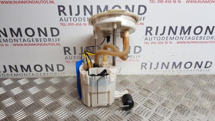 Gebruikte Dieselpomp BMW 1 serie (F20) 116d 1.5 12V TwinPower Prijs € 121,00 Inclusief btw aangeboden door Autodemontage Rijnmond BV