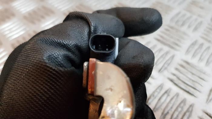 Accu sensor van een BMW 1 serie (F20) 116d 1.5 12V TwinPower 2016
