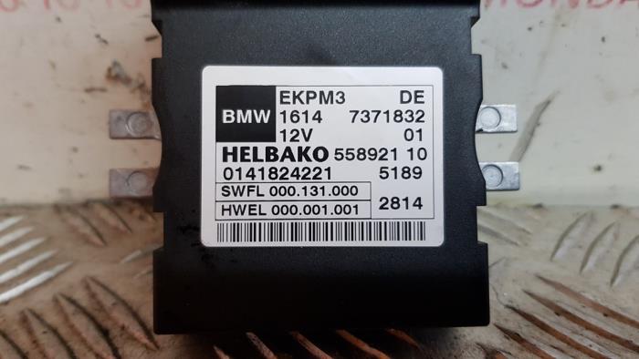 Module brandstof ADM van een BMW 5 serie (F10) 518d 16V 2014