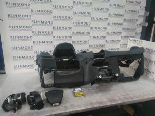 Gebruikte Airbag set + dashboard Ford Fiesta 6 (JA8) 1.25 16V Prijs € 475,00 Margeregeling aangeboden door Autodemontage Rijnmond BV